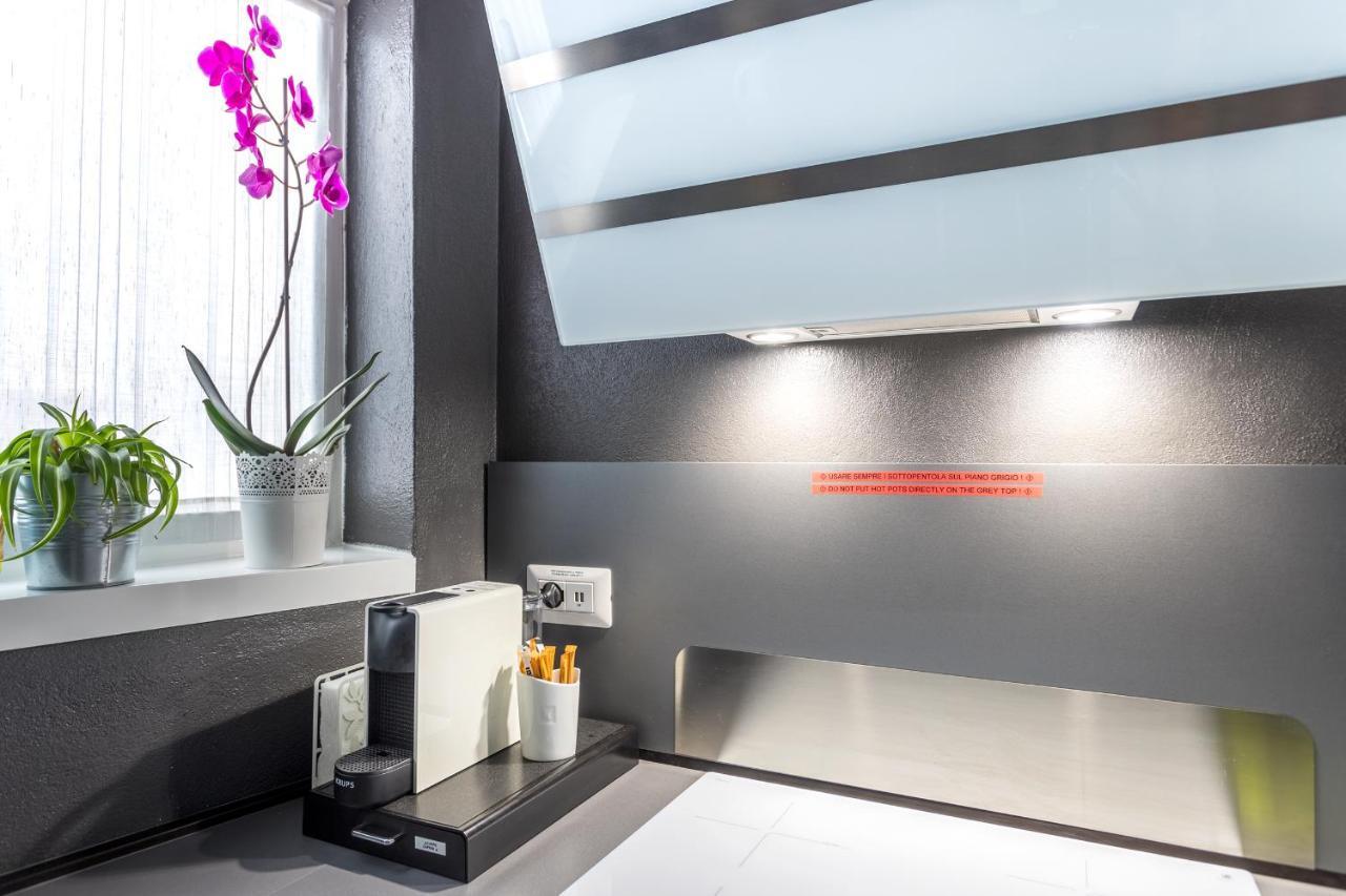 Milky House Milan Apartment ภายนอก รูปภาพ